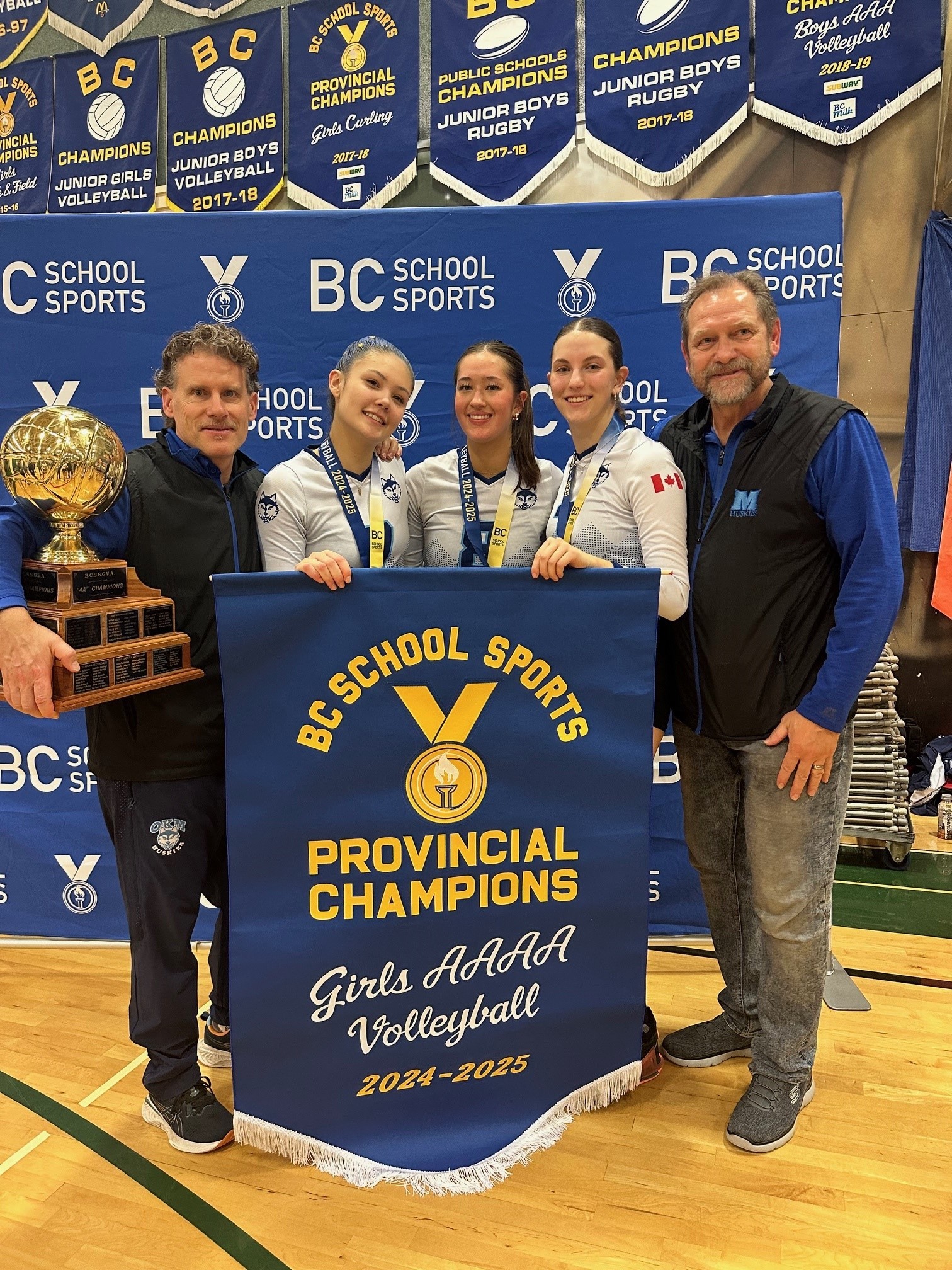 Image of 2024 team stars and coaches from OKM 4A Girls Volleyball